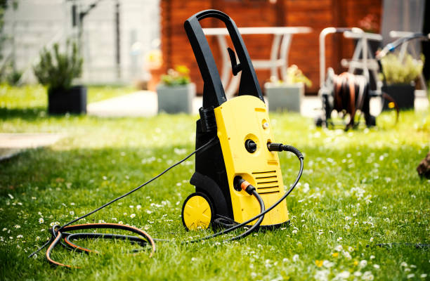 Best Gas Station Cleaning  in Follansbee, WV
